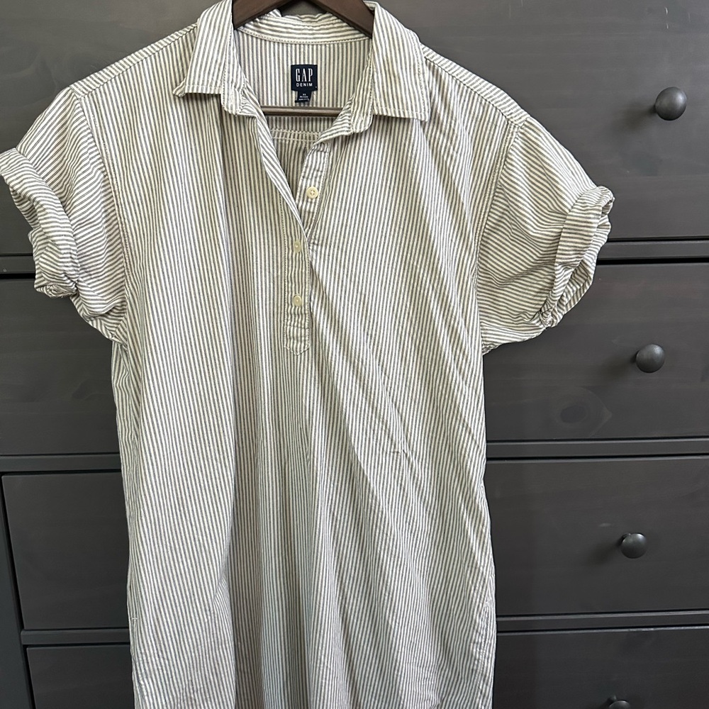 GAP Pinstripe Navy and White Casual Shirt Dress